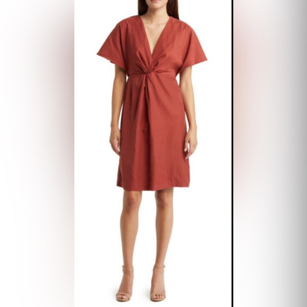 NWOT JULIA JORDAN Flutter Sleeve Twist Front Dress Rust Color